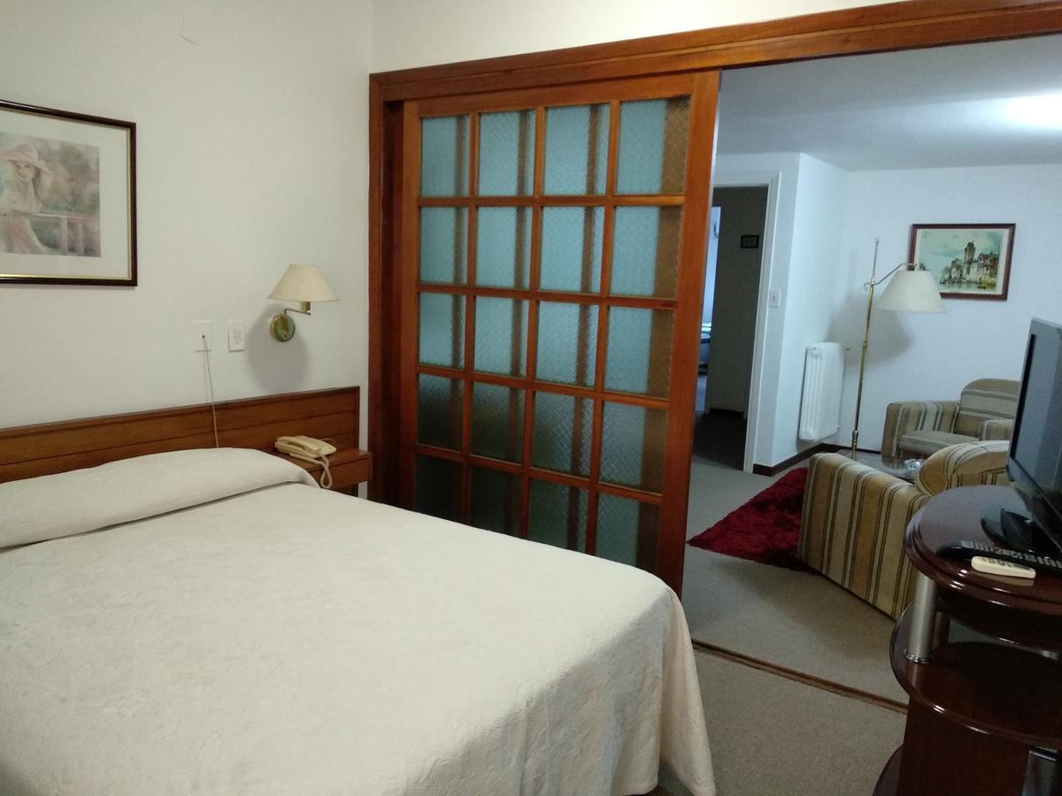 Hotel Crown Melo Zewnętrze zdjęcie