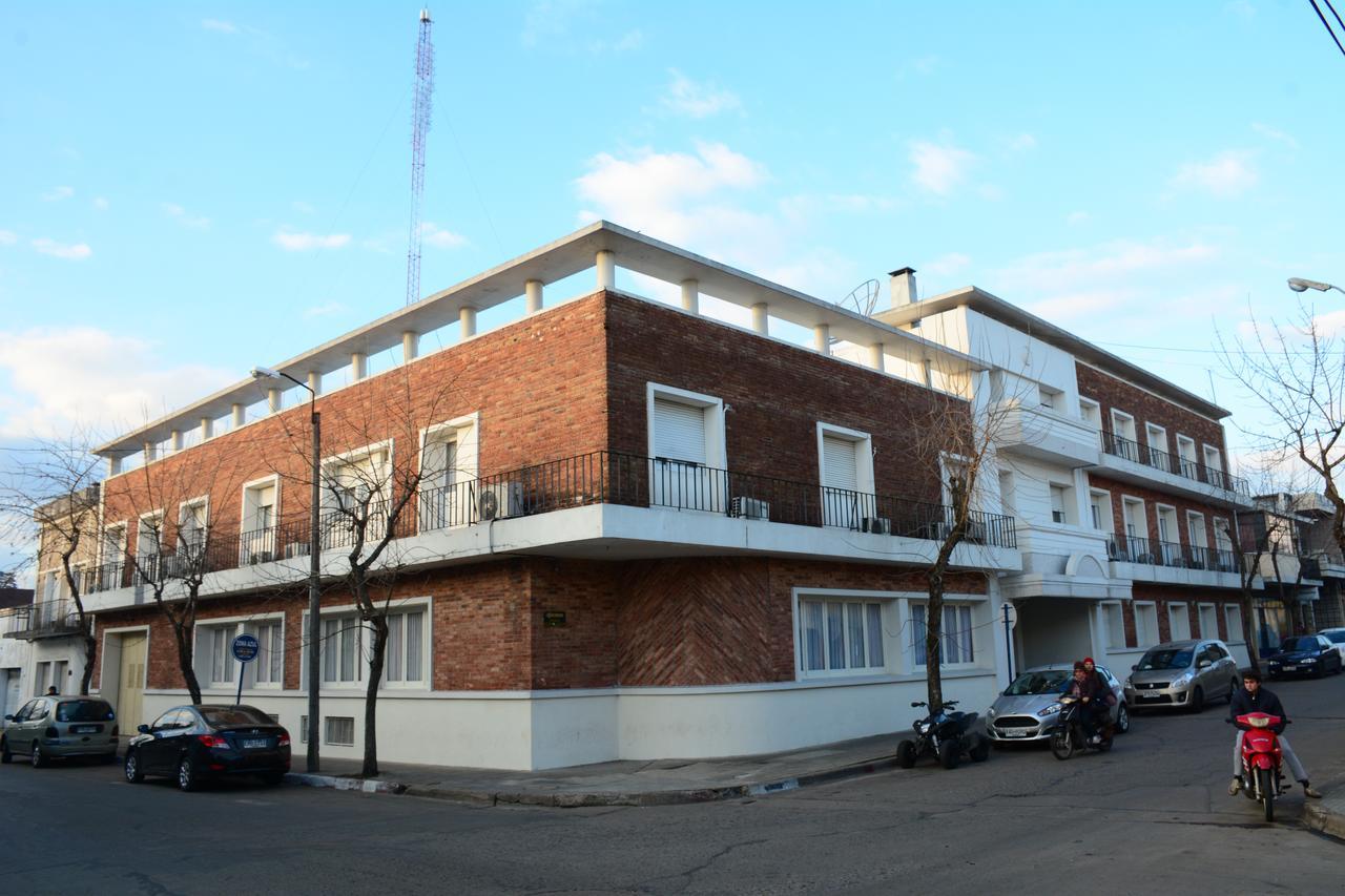 Hotel Crown Melo Zewnętrze zdjęcie